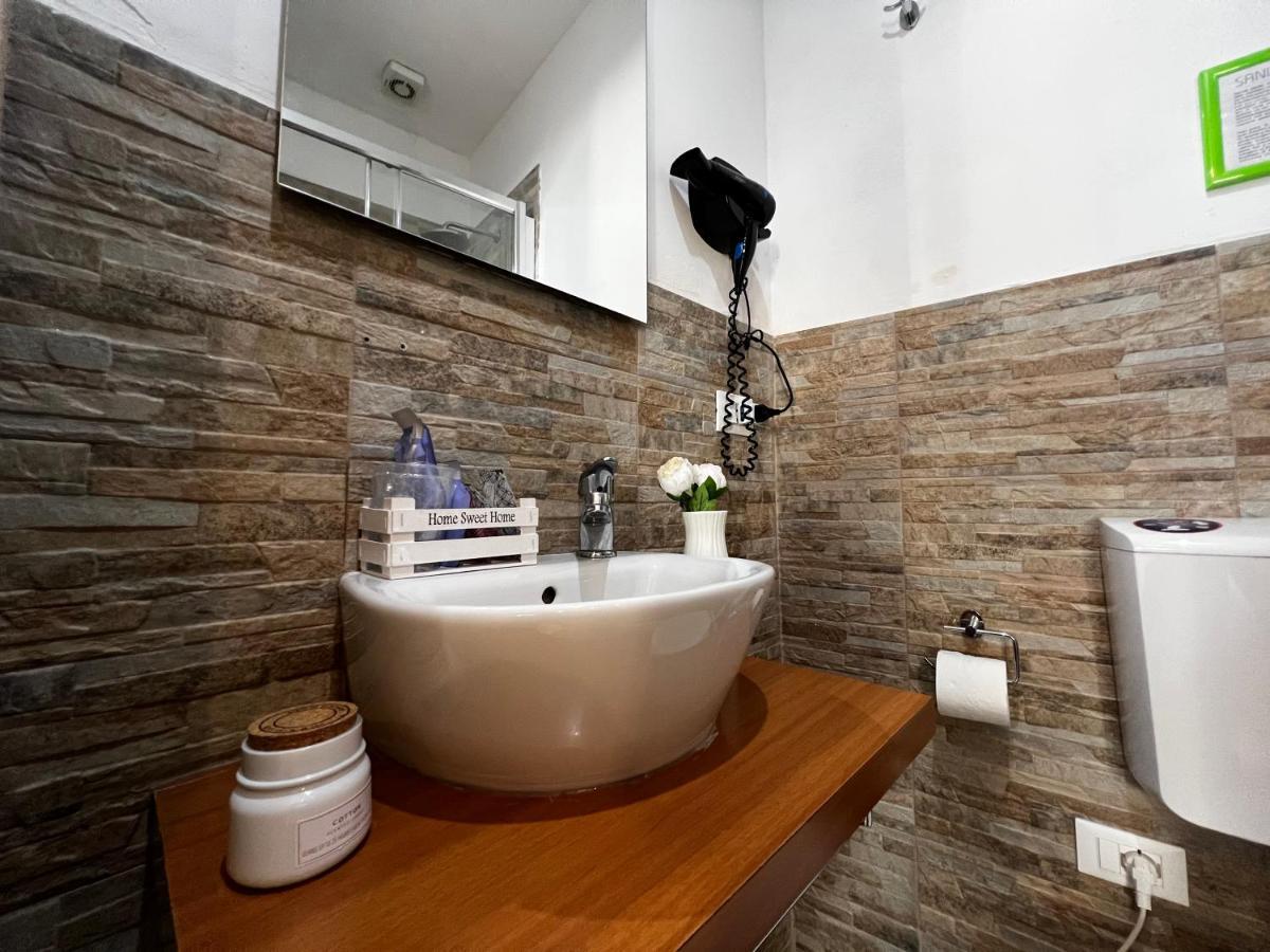 A Casa Di Anna Hotel ฟลอเรนซ์ ภายนอก รูปภาพ