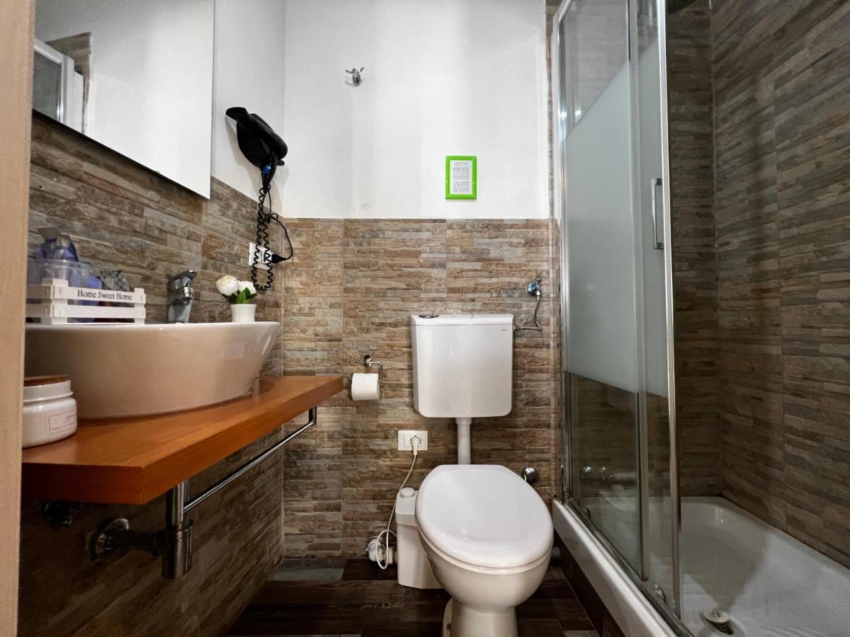 A Casa Di Anna Hotel ฟลอเรนซ์ ภายนอก รูปภาพ