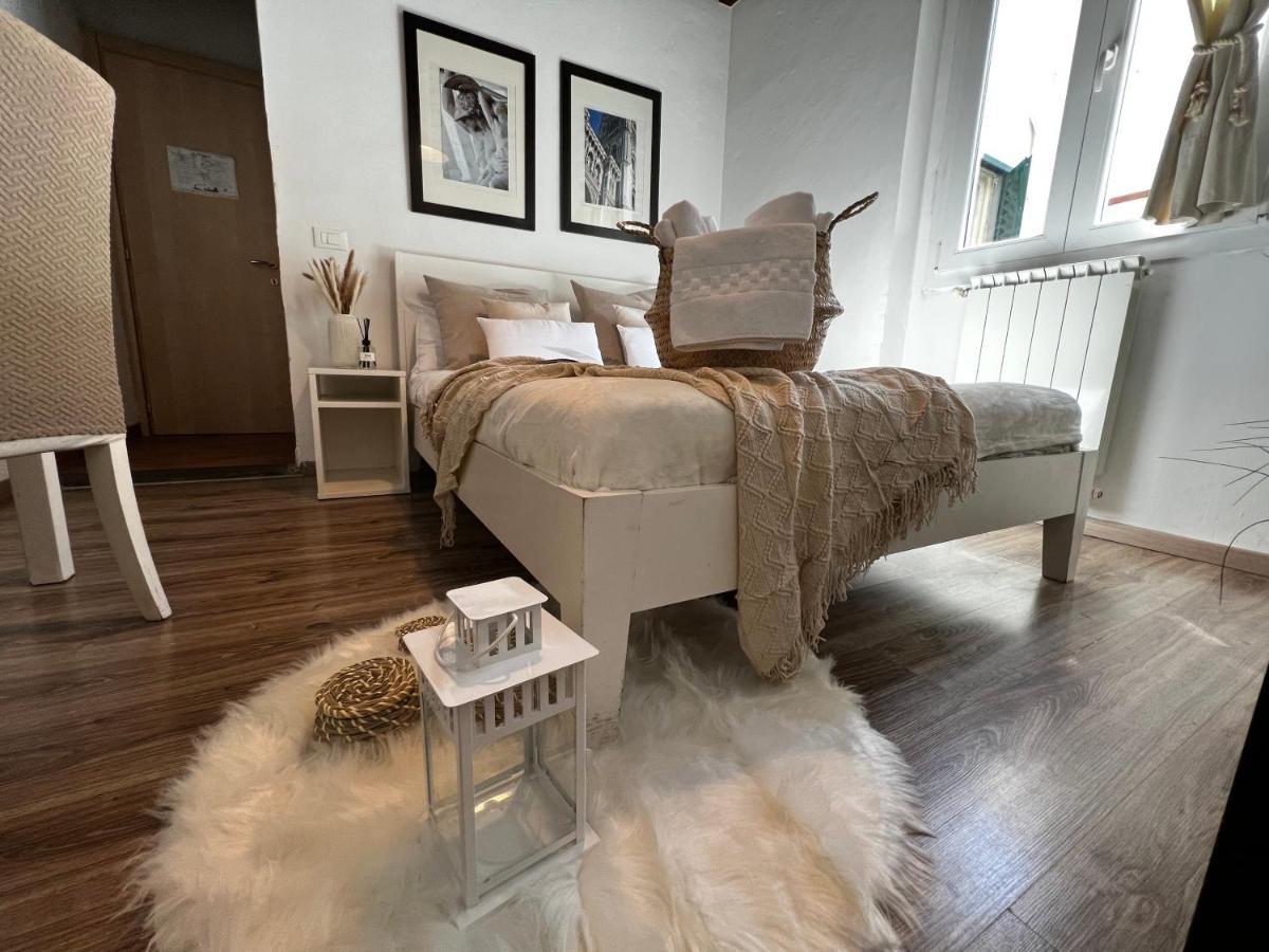 A Casa Di Anna Hotel ฟลอเรนซ์ ภายนอก รูปภาพ